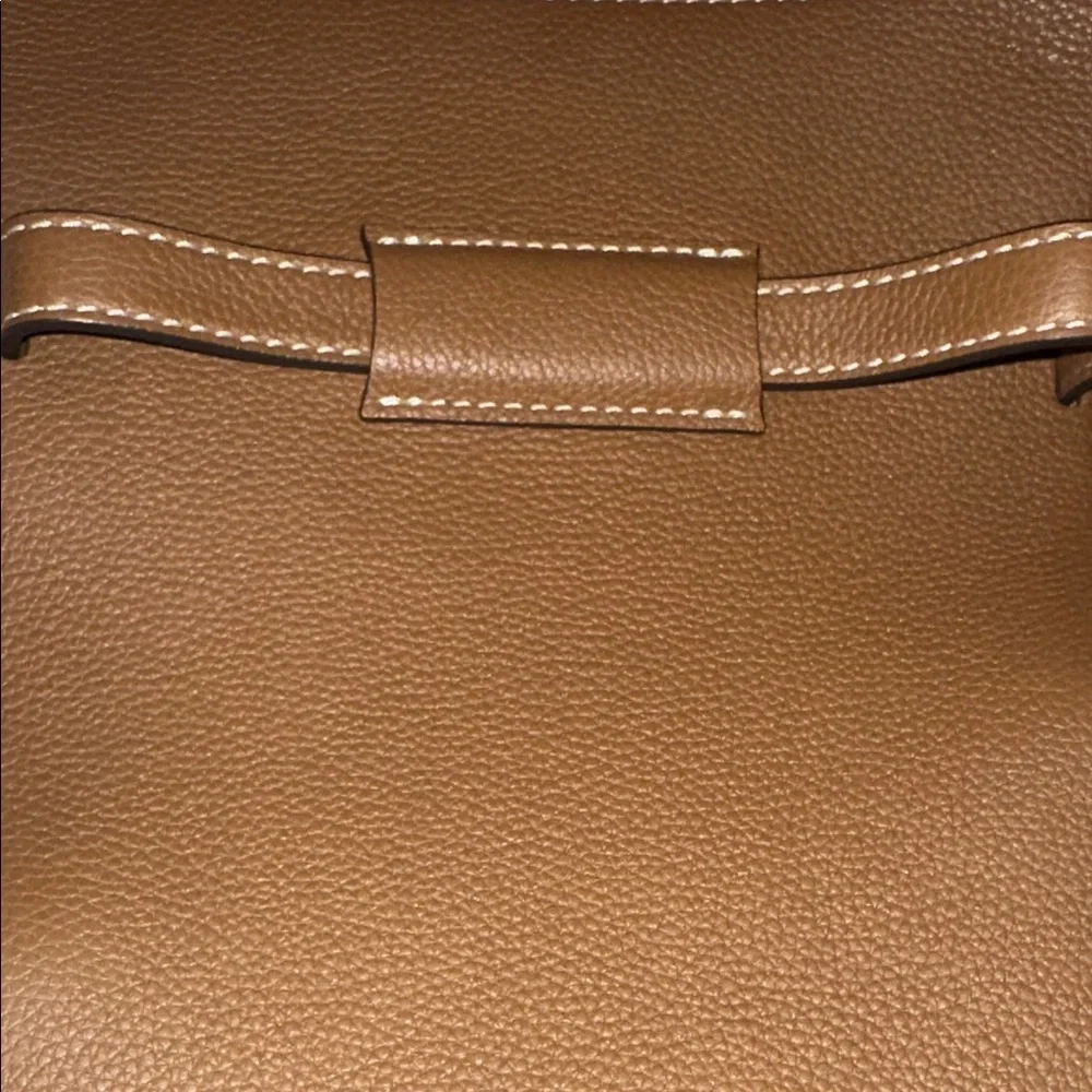 Tory Burch Lee Radziwill Tan and Gold Shoulder/ crossbody bucket Bag - Picture 7 of 16
